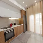 Cityease - Luxurious Modern 2bdr Escape - Ippokrateio Chic Area - Kept Secret Apartman